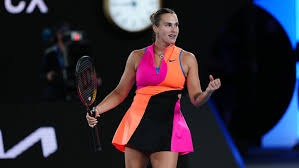 [国际足球]杜埃获得2025年欧洲金童奖